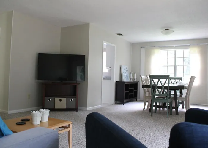 Сasa de vacaciones Stay-in' - Close-in, Clutter-free Rental-only